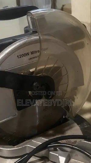 B Q 1200w Mitre Saw