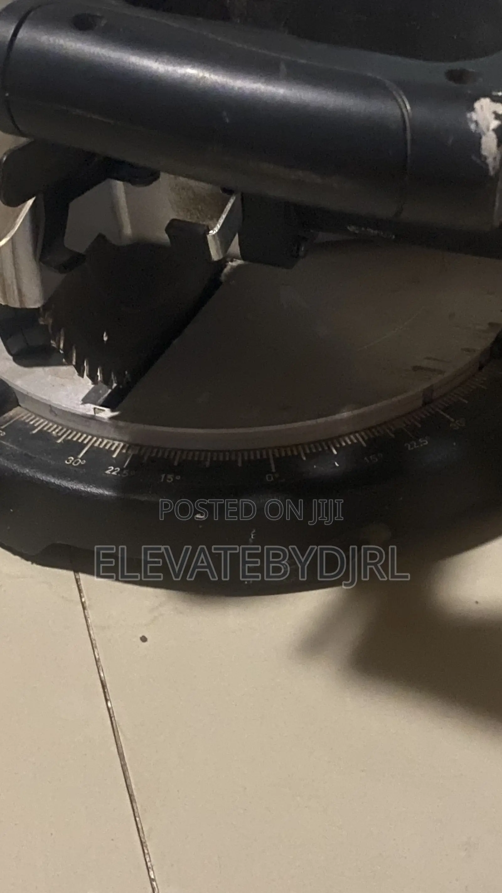 B Q 1200w Mitre Saw