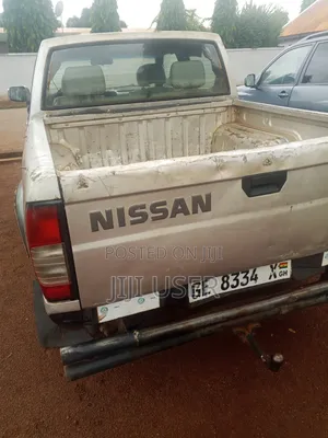 Nissan Hardbody 2000i 2006 Gray