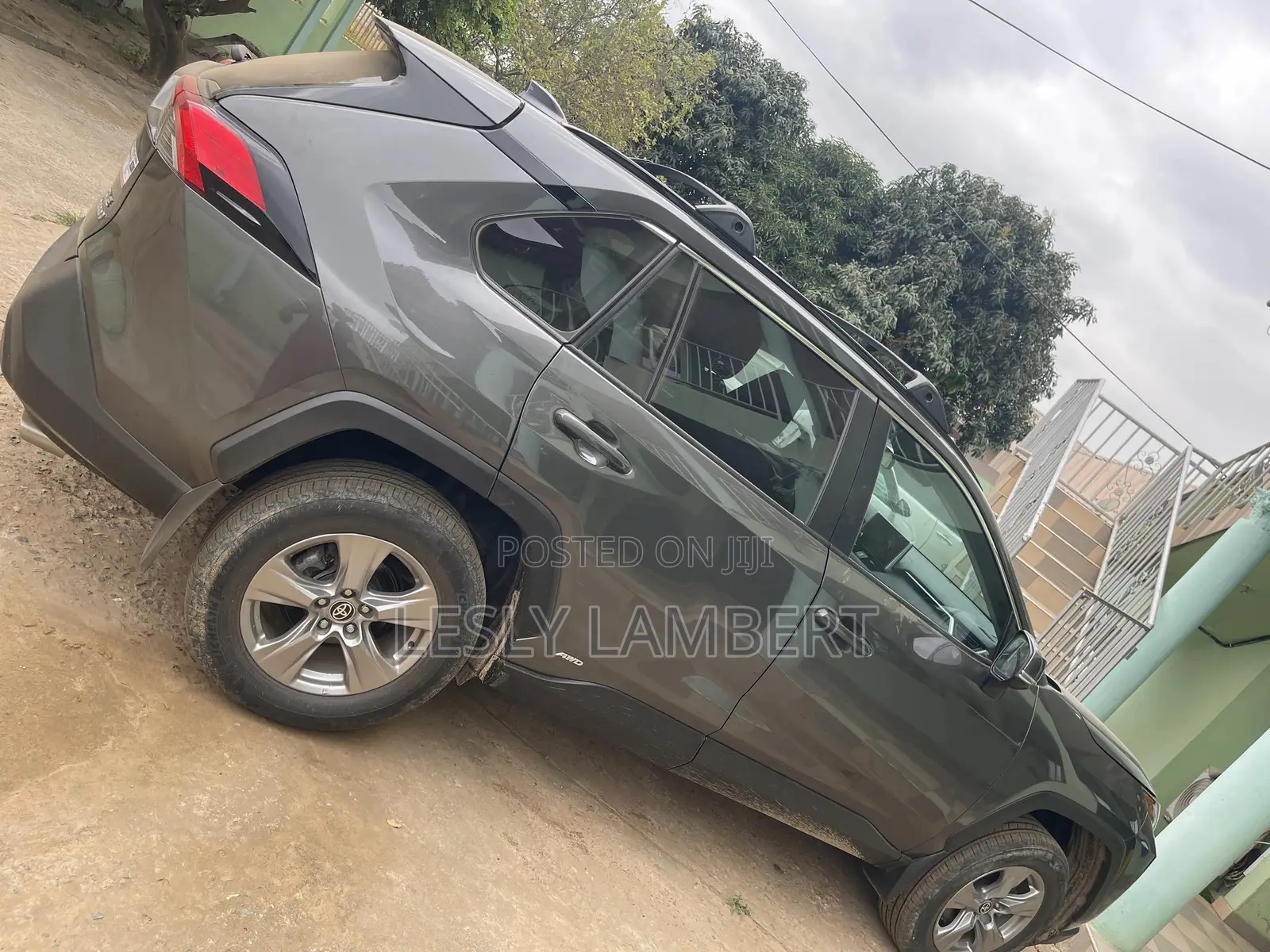 Toyota RAV4 XLE AWD 2024 Gray