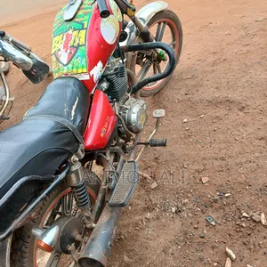 Royal Motorcycle 2024 Red