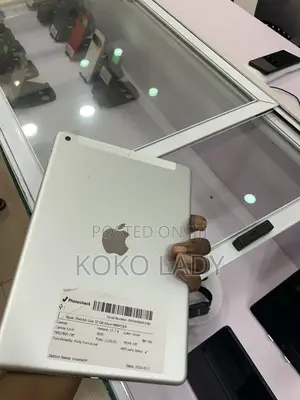 Apple iPad Air 32 GB White