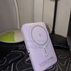 Magnetic Power Bank With 20W PD Fast Charging