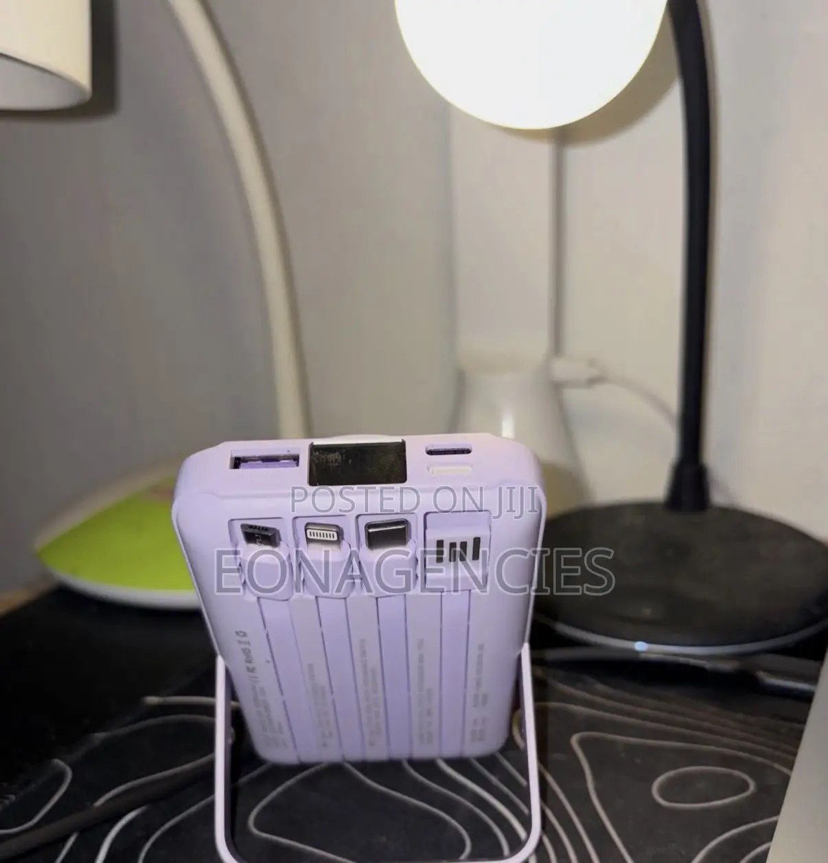 Magnetic Power Bank With 20W PD Fast Charging