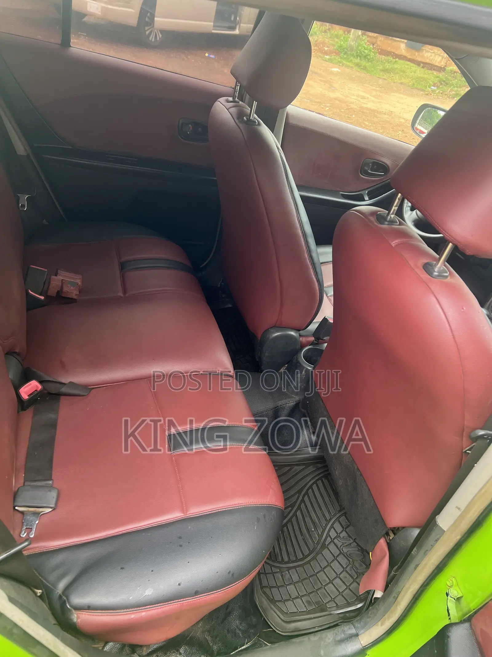 Toyota Vitz 2010 Green