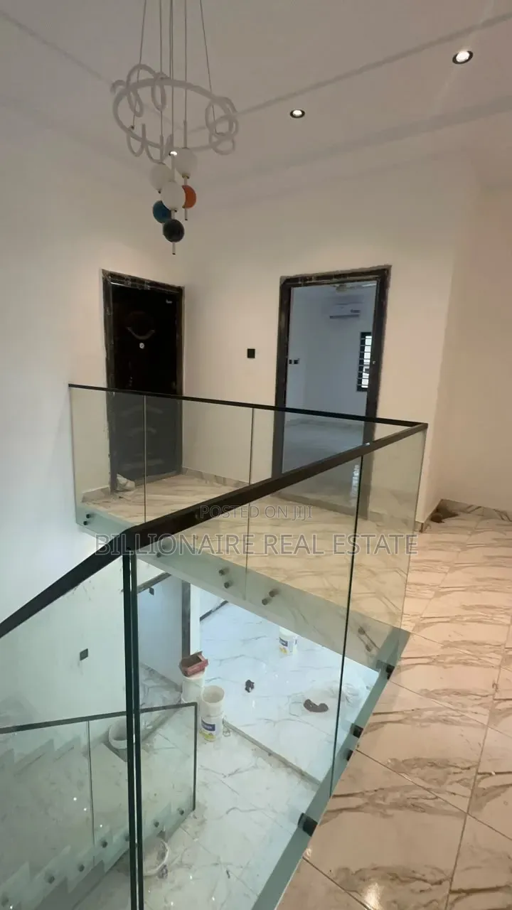 4bdrm Duplex in Asokore Mampong, Kumasi Metropolitan for sale