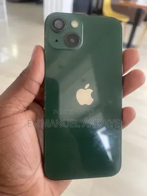 Apple iPhone 13 128 GB Green