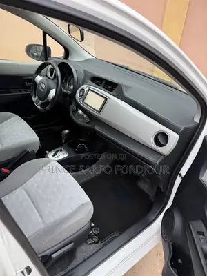 Toyota Vitz 2013 Gray