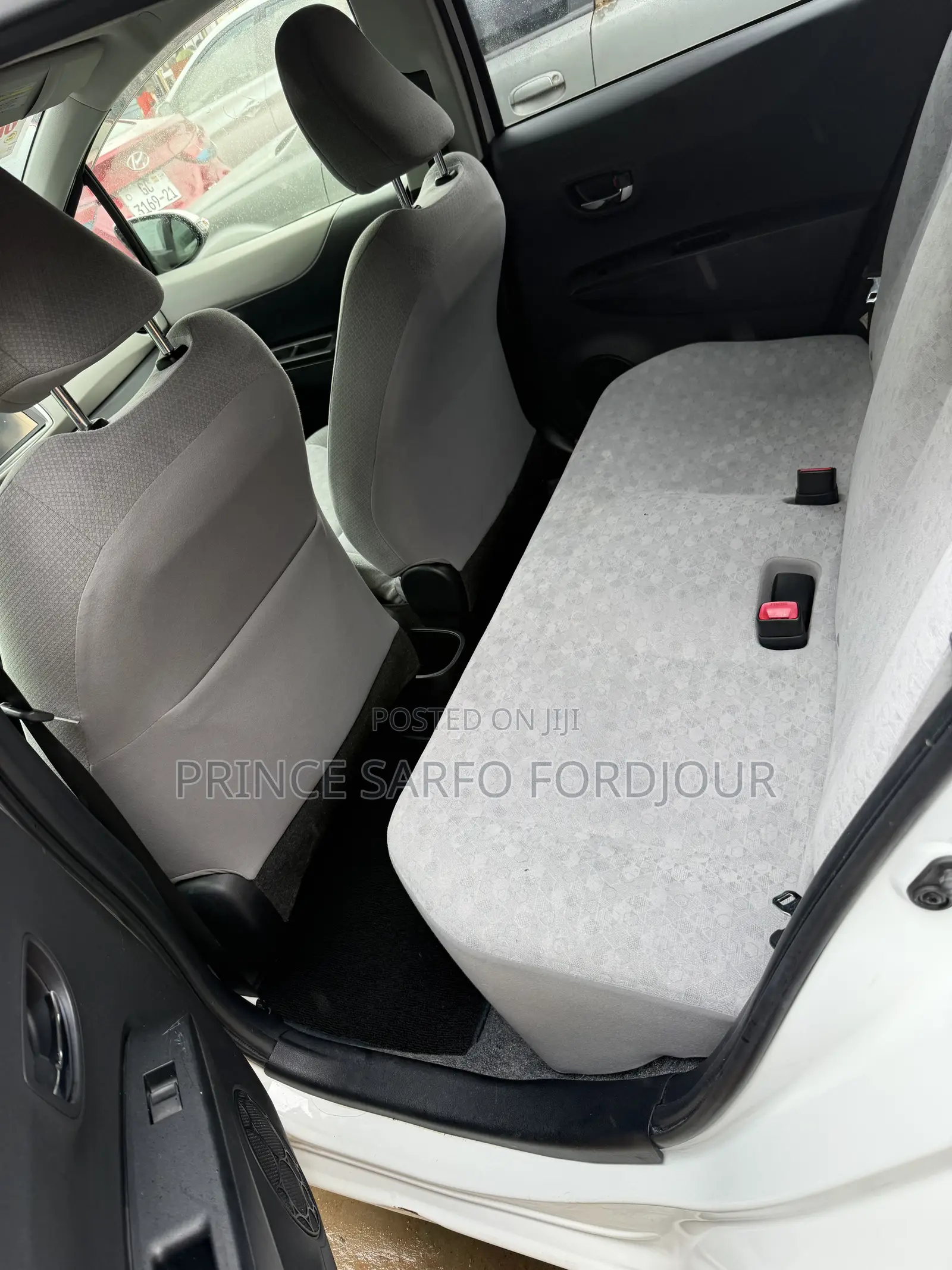 Toyota Vitz 2013 Gray
