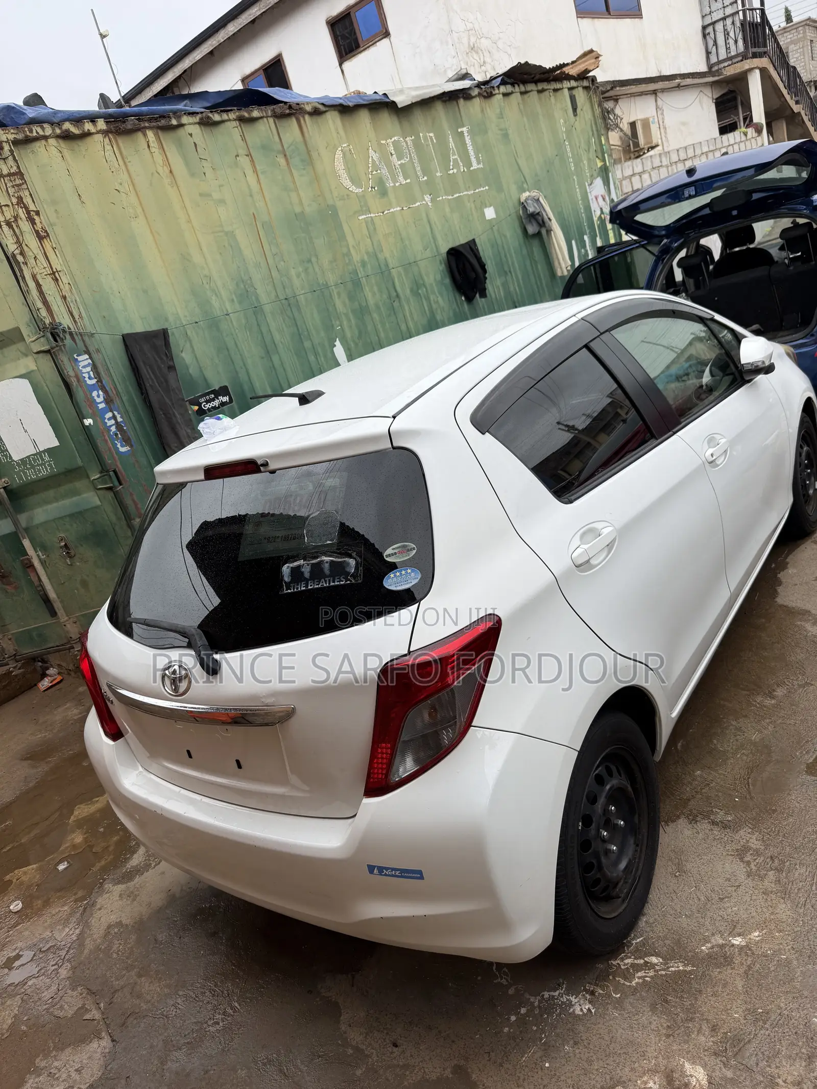 Toyota Vitz 2013 Gray