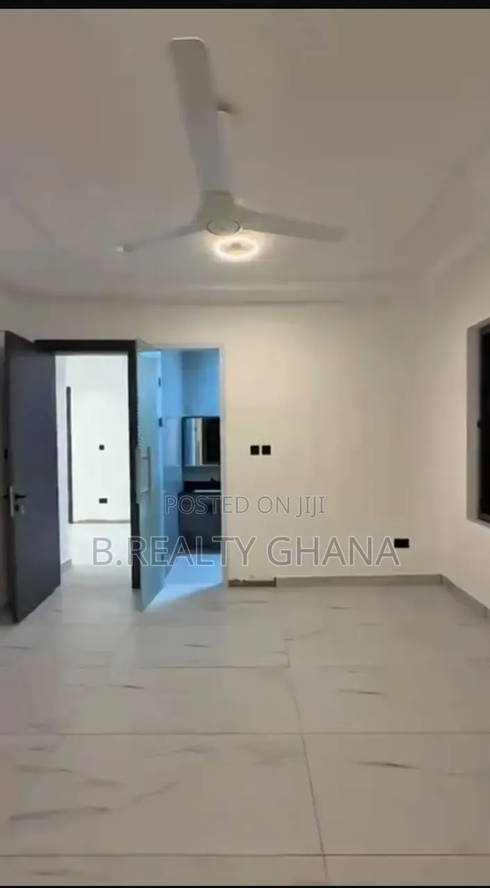 3bdrm House in School Junction for sale
