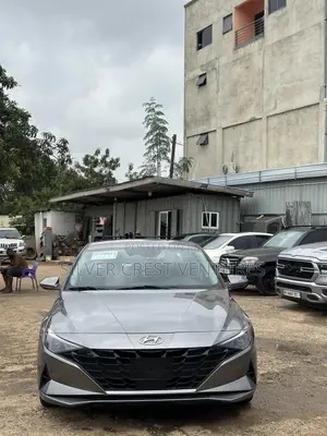 Hyundai Elantra SEL 2023 Gray