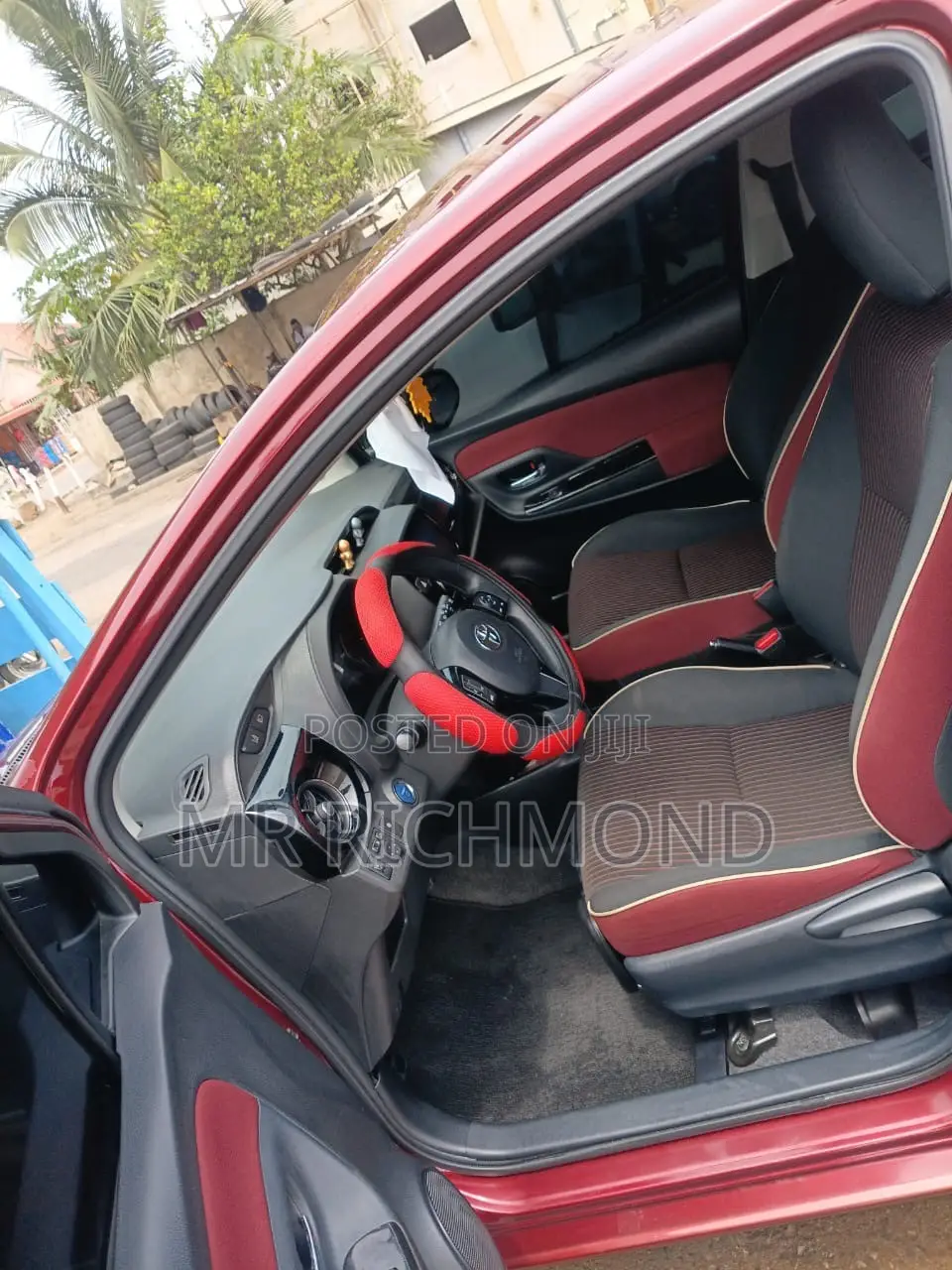 Toyota Vitz 2017 Red