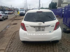 Toyota Vitz 2012 White