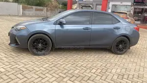 Toyota Corolla 2018 Matt Black