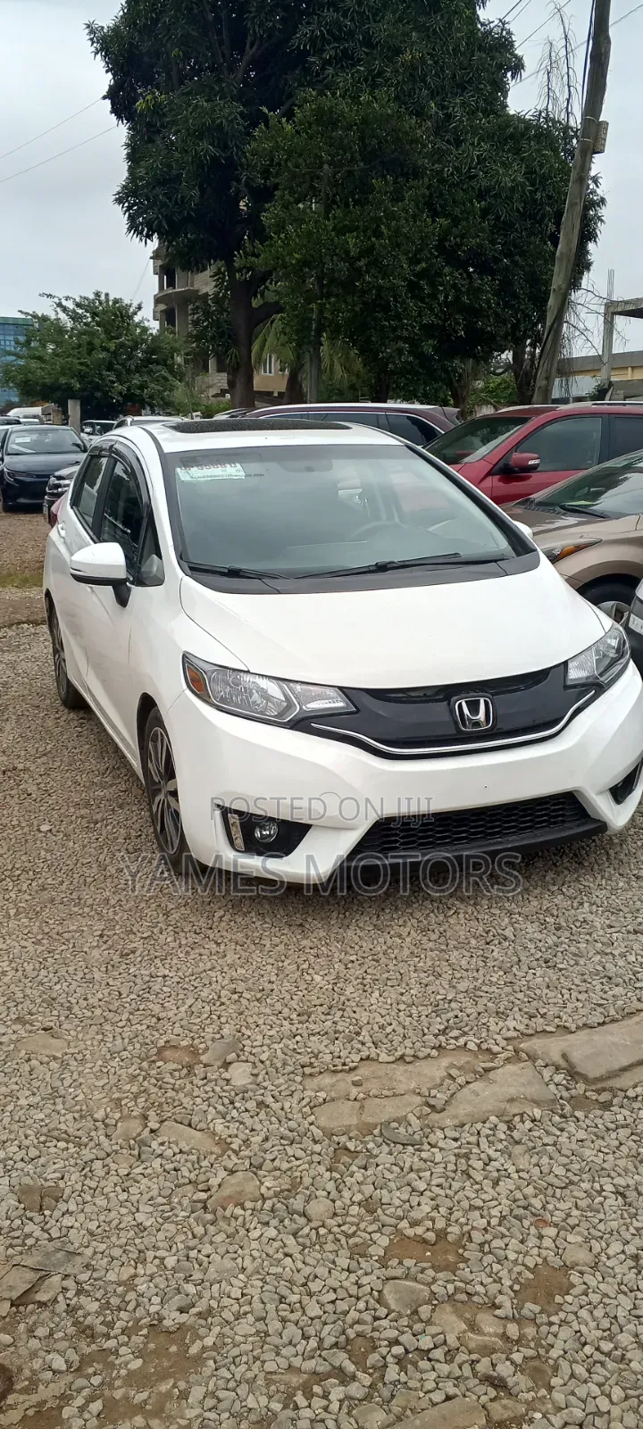 Honda Fit 2016 White