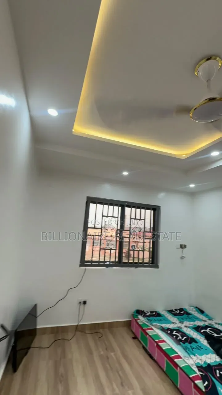 4bdrm Duplex in Parkoso, Kumasi Metropolitan for sale