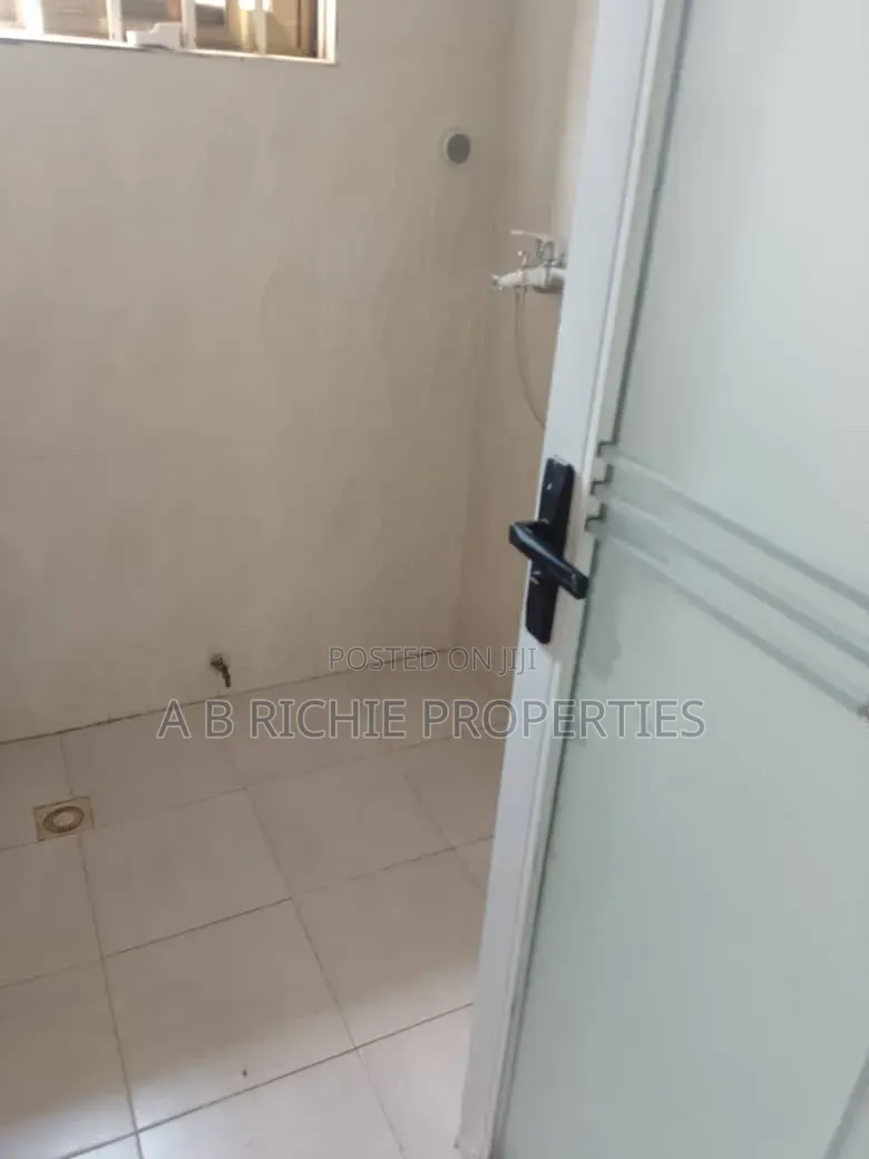 3bdrm House in Ab Richie Properties, Tseaddo for rent