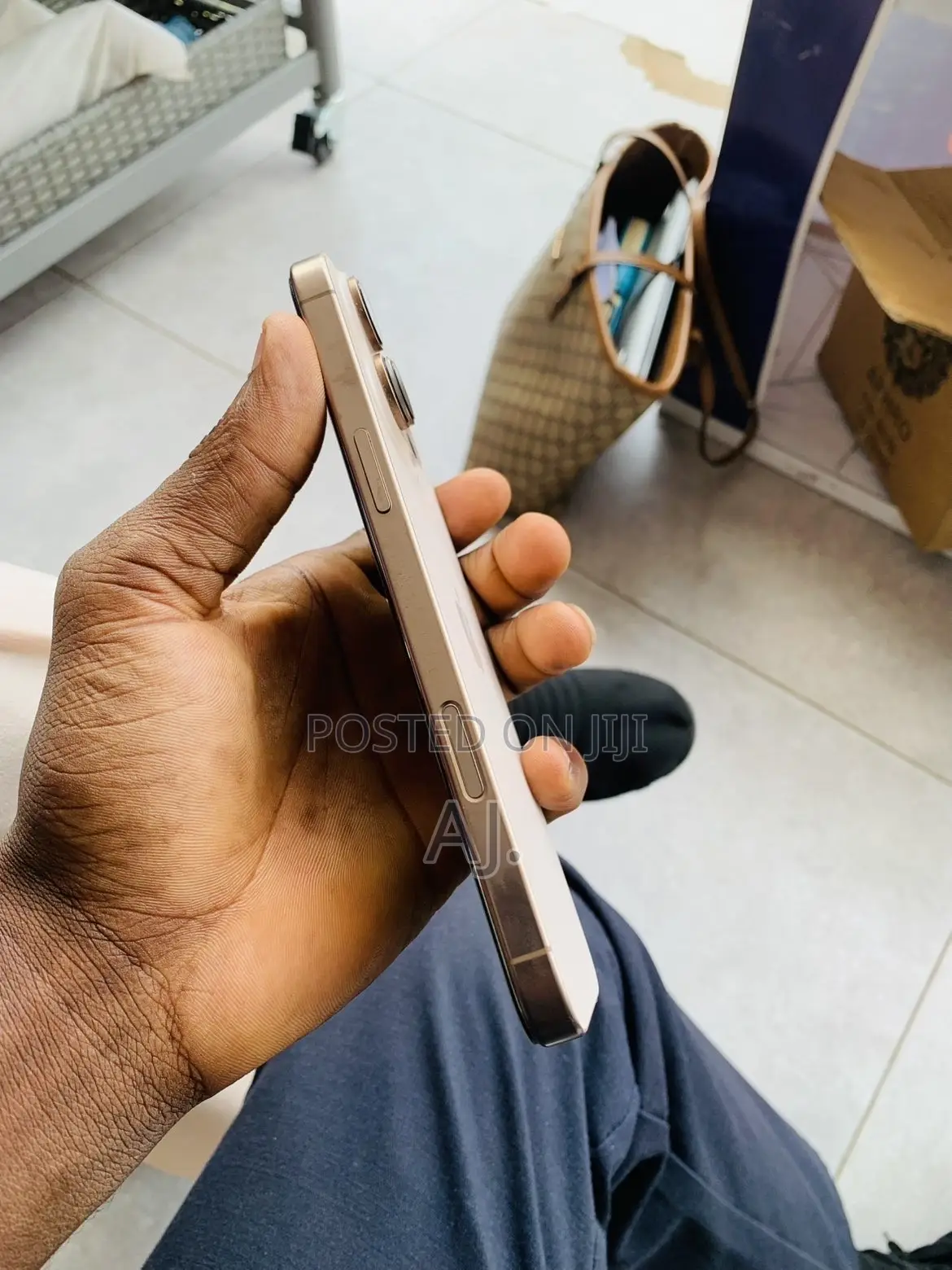 Apple iPhone 16 Pro Max 256 GB Gold