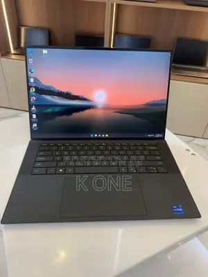 New Laptop Dell Precision 5560 32GB Intel Core i7 SSD 512GB