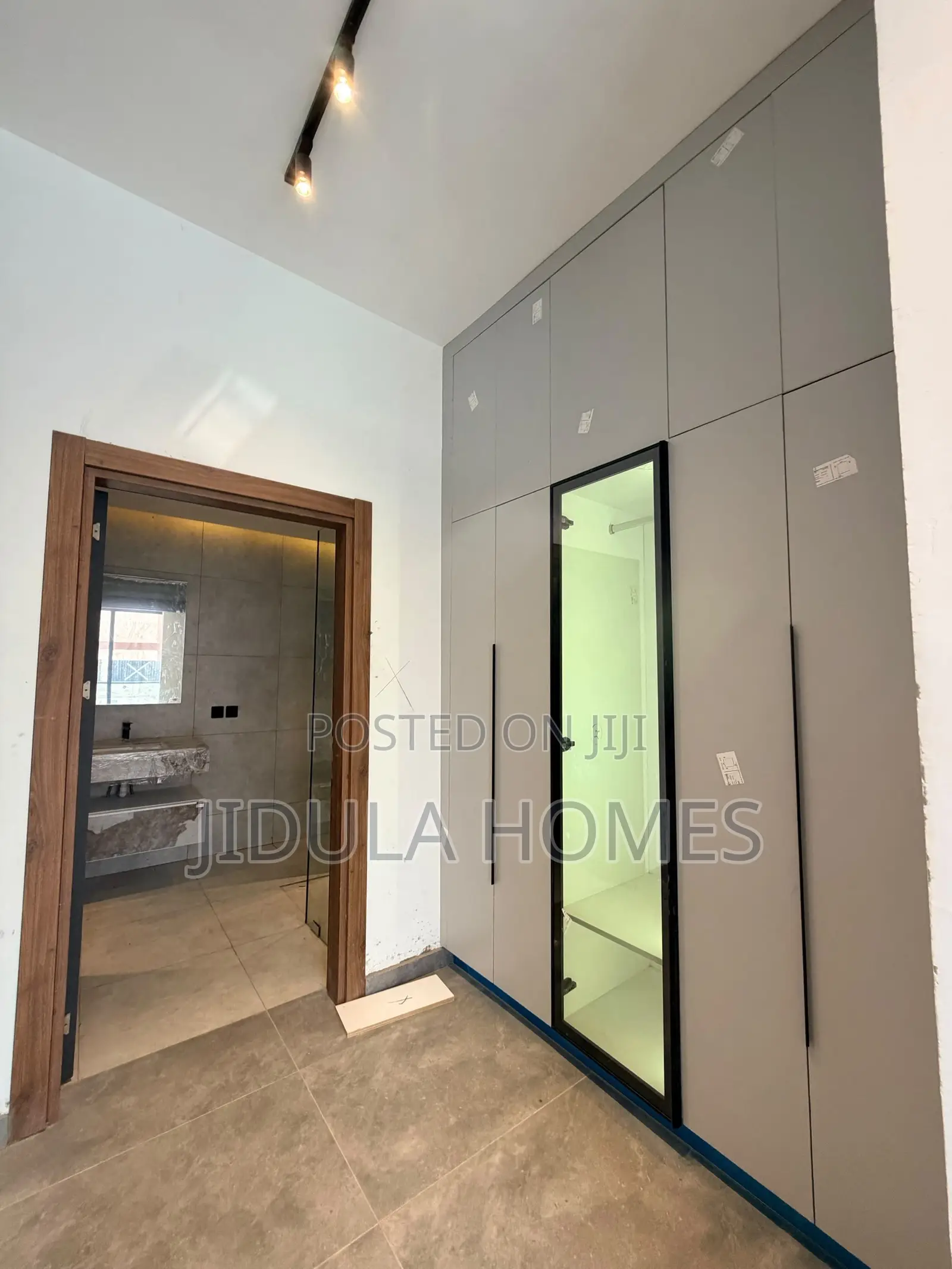 3bdrm House in Lakeside Estate for rent