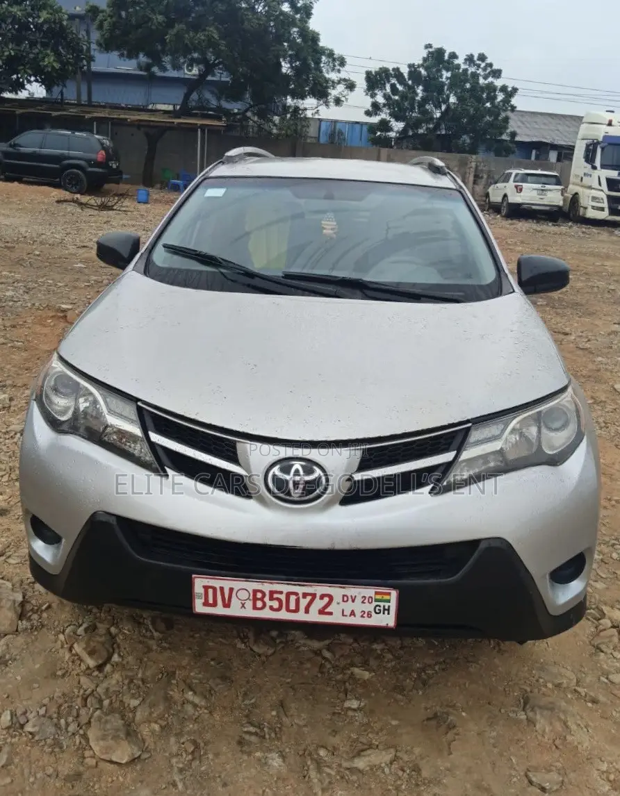 Toyota RAV4 LE 4dr SUV (2.5L 4cyl 6A) 2014 Silver