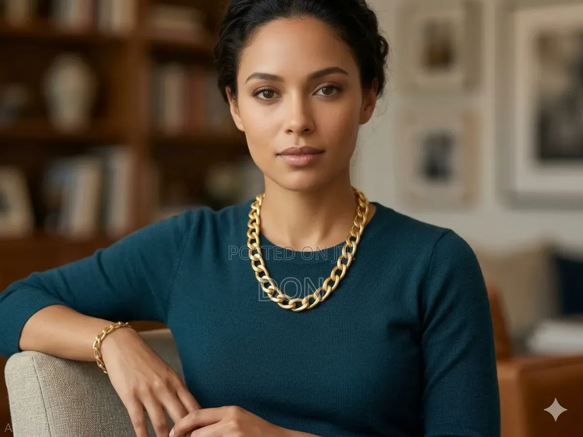 Gold Tone Necklace With Bracelet