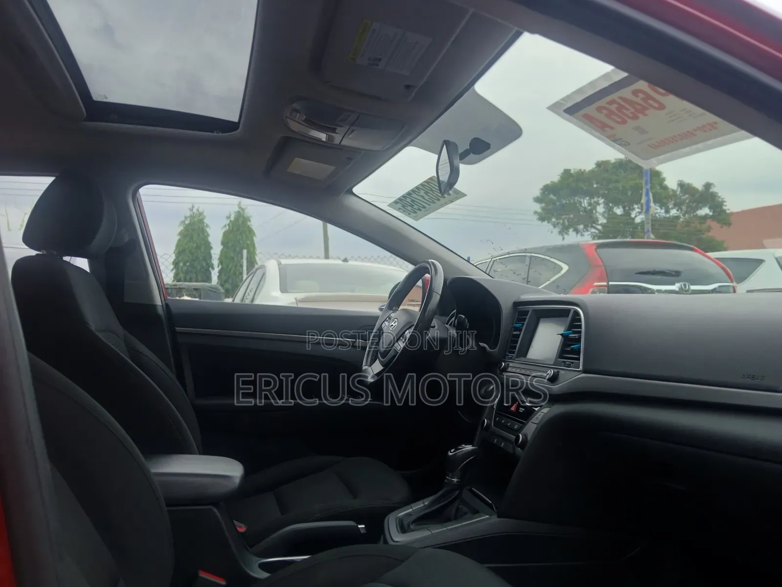 Hyundai Elantra 2018 Red
