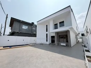 4bdrm Duplex in Ashaley Botwe, School Junction for sale