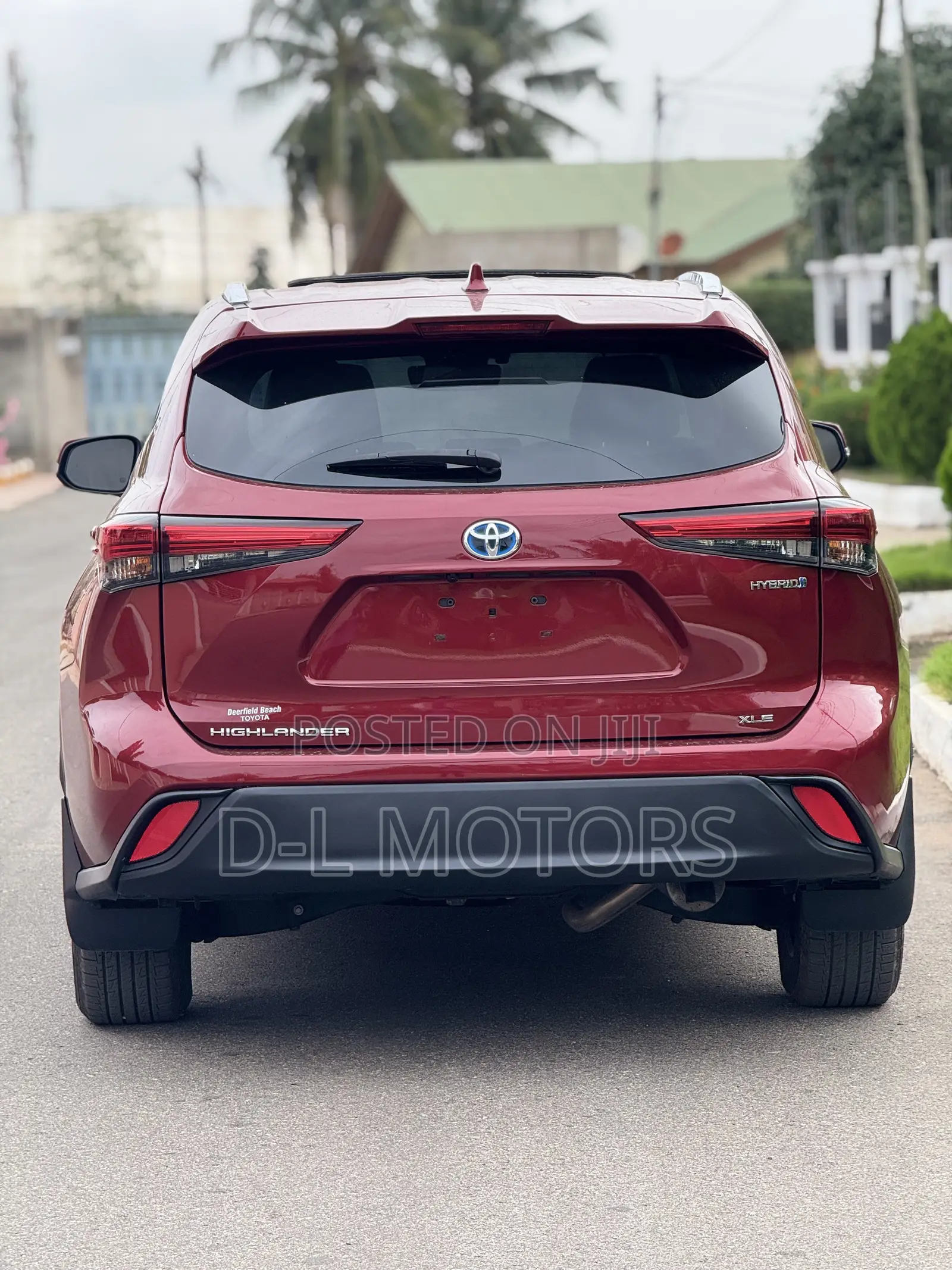 Toyota Highlander XLE 2022 Red