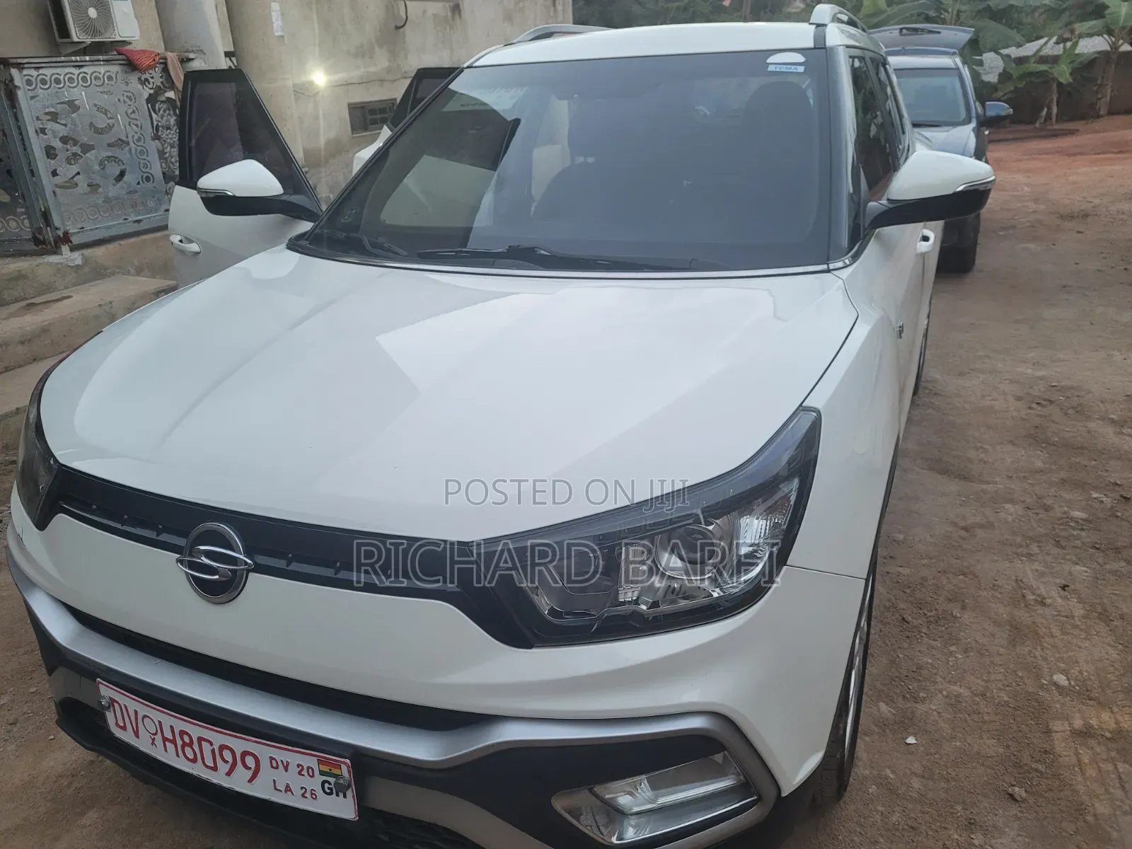 SsangYong Tivoli 2017 White