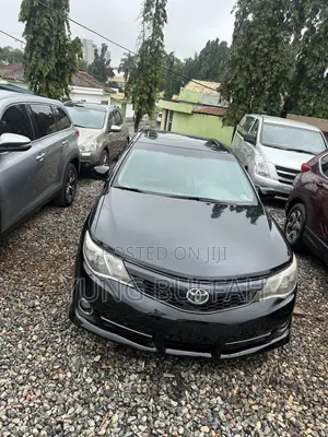 Toyota Camry SE 4dr Sedan (2.5L 4cyl 6A) 2014 Black