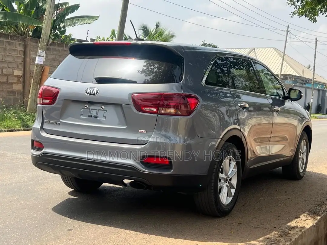 Kia Sorento 2.4L LX AWD 2019 Gray