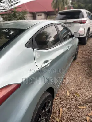 Hyundai Elantra 2013 Green