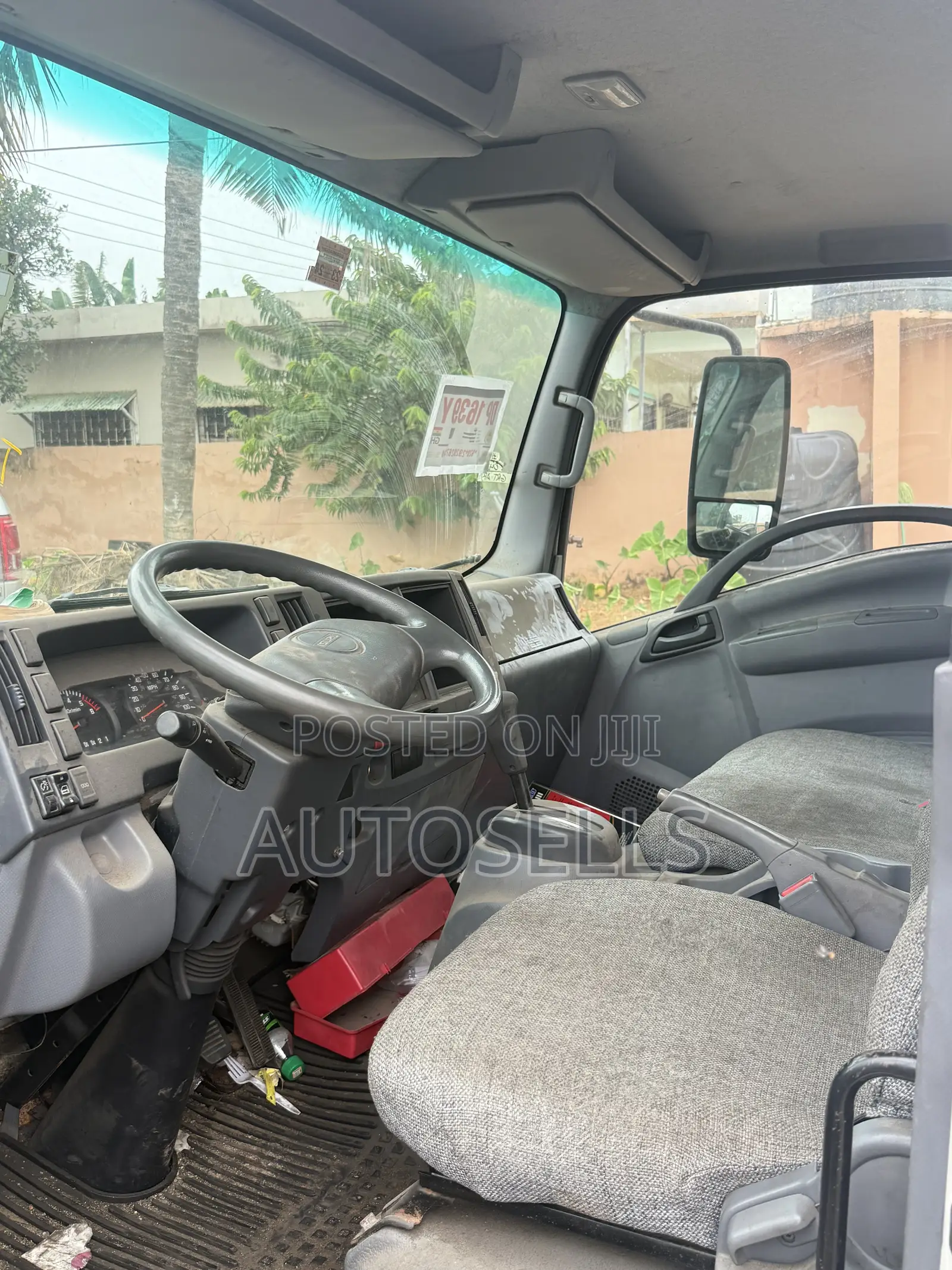 2013 Isuzu NPR Cargo Truck