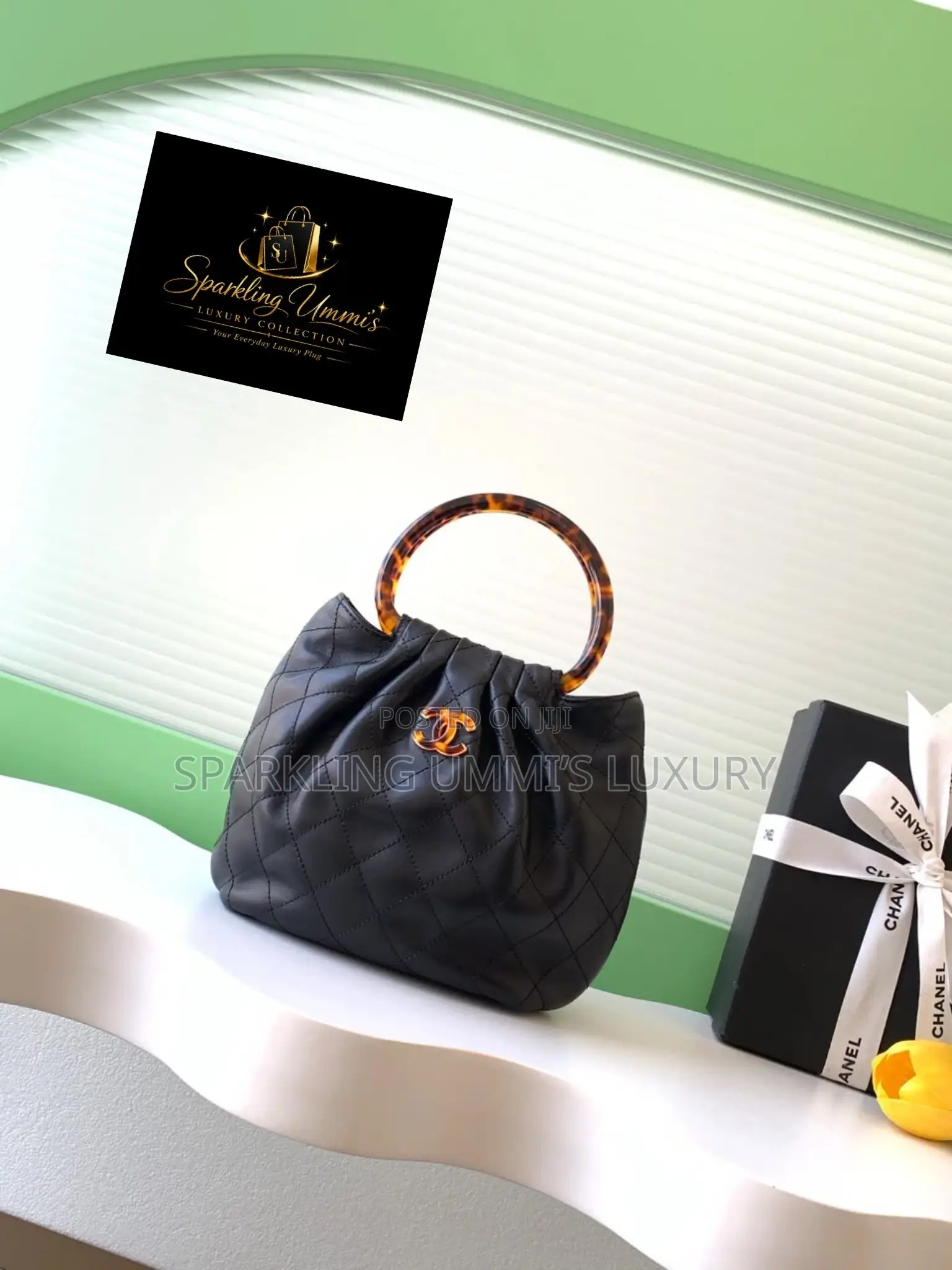 Premium Quality the Chanel Tortoise Handle Bucket Bag