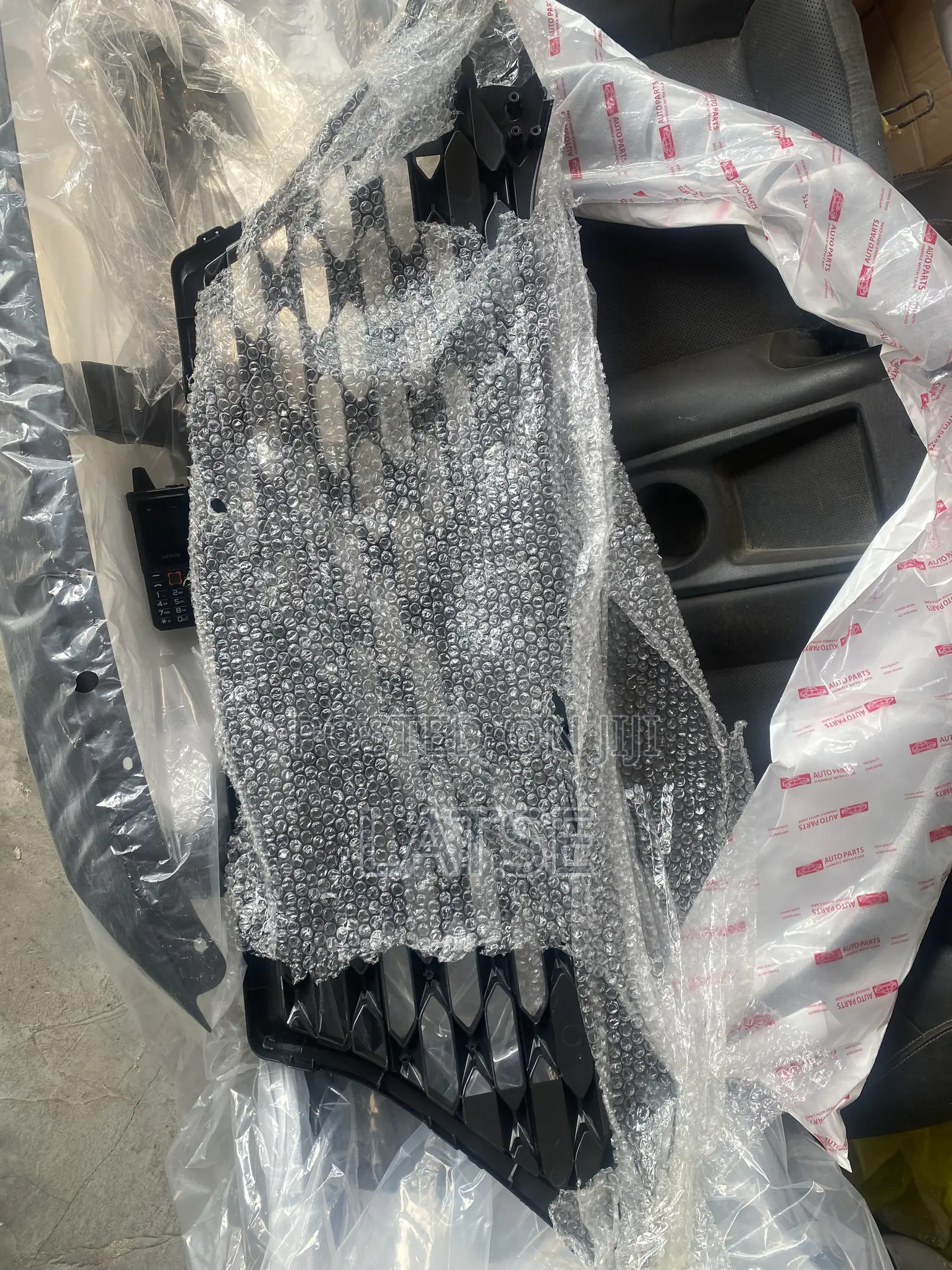 Hyundai Tucson 2019,2021,2022 Front Bumper Top Grille