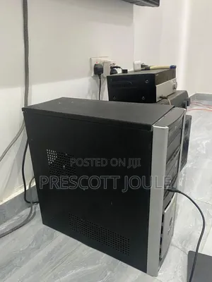 Desktop Computer Asus 8GB Intel Core i7 HDD+SSD 500GB