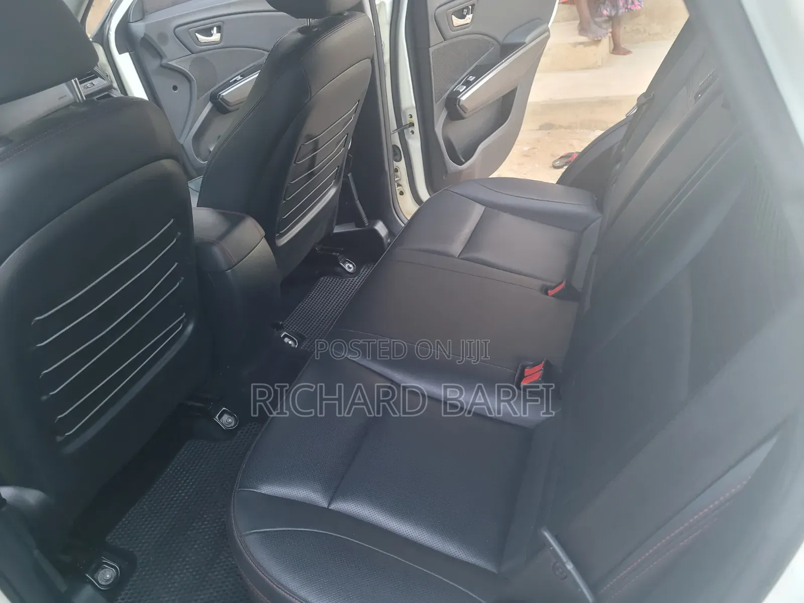 SsangYong Tivoli 2017 White
