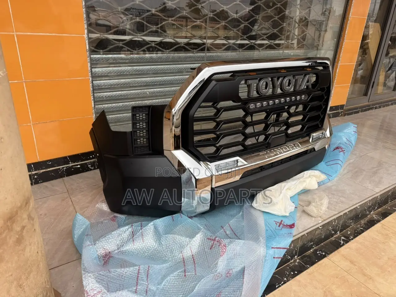 Toyota Tundra 2022 Front Bumper With Emblem