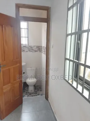 5bdrm Mansion in Top Base High Way for sale
