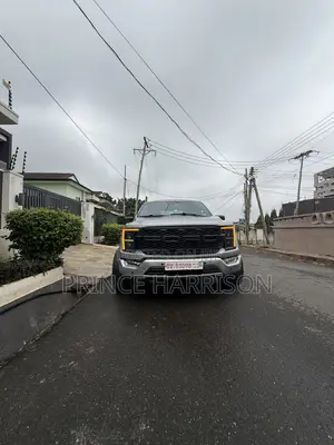 Ford F-150 XLT 2022 Silver