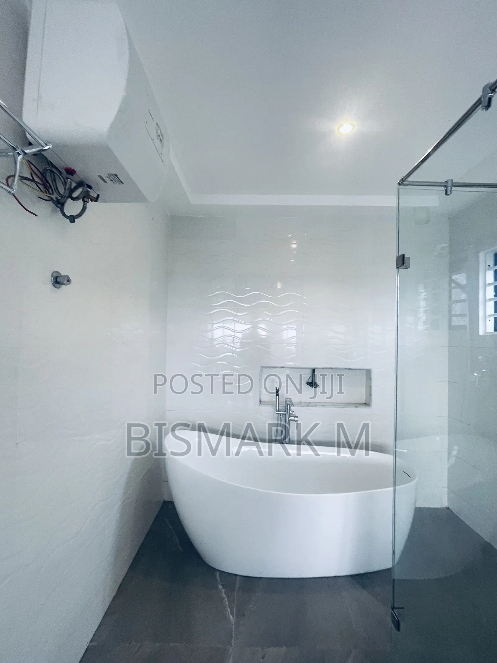3bdrm House in Ashaley Botwe for sale