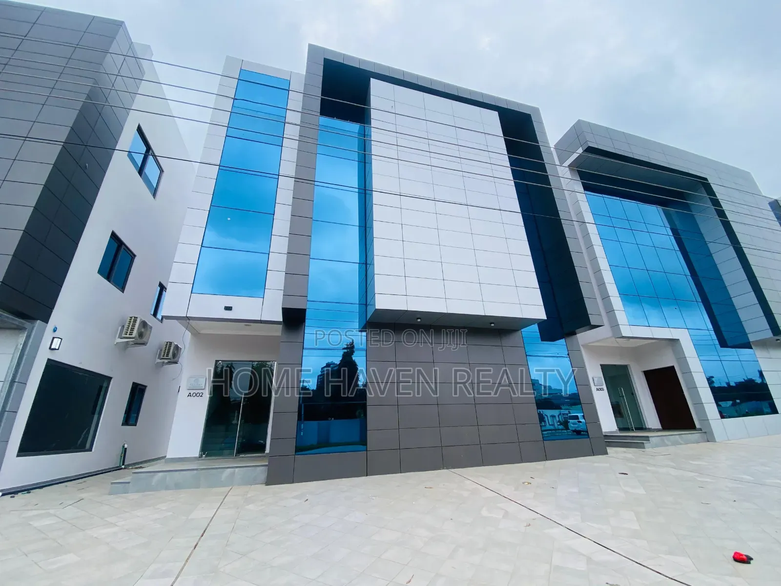 100 Square Meter Office Space for Rent at Dzorwulu