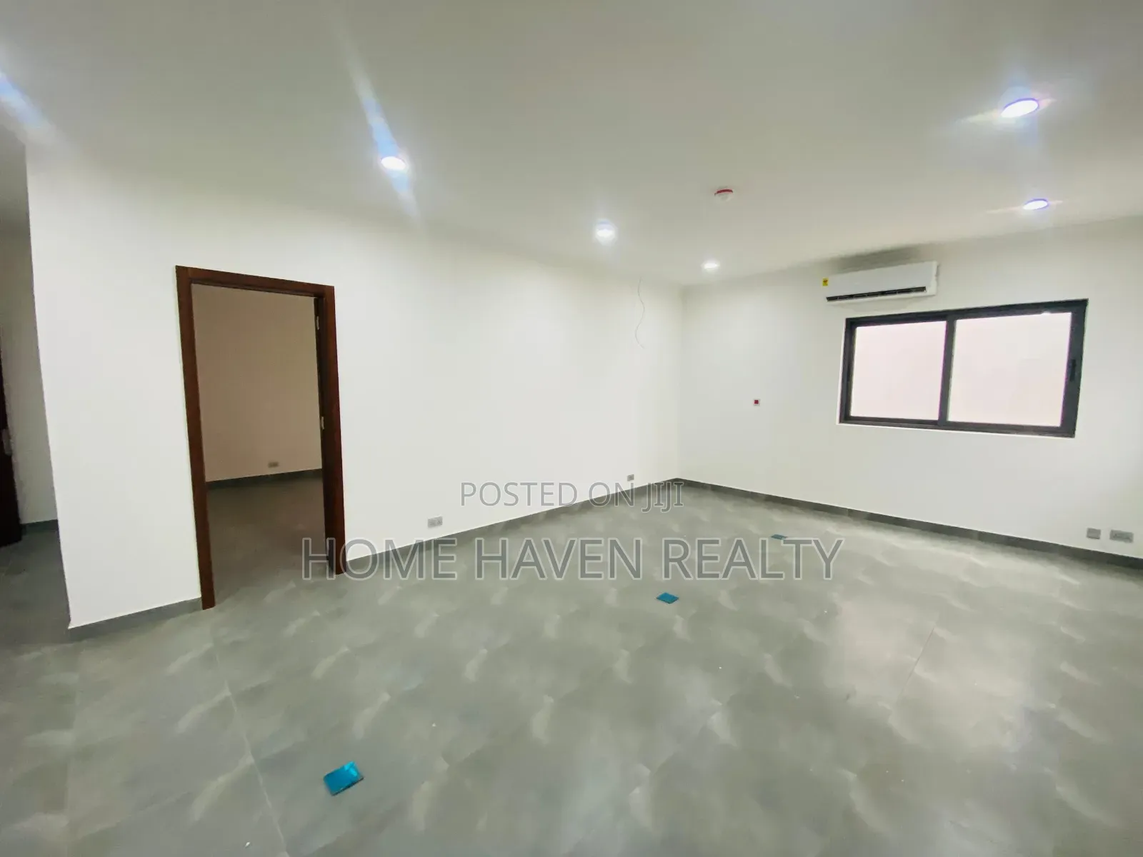 100 Square Meter Office Space for Rent at Dzorwulu