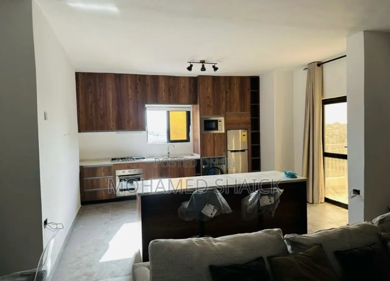 Furnished 3bdrm Apartment in Star Tower, Lincoln School Area for rent