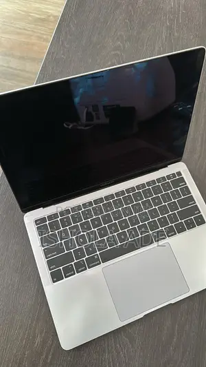Laptop Apple MacBook Air 2019 8GB Intel Core i5 SSD 256GB