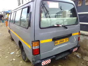 Nissan Caravan (Urvan) 2011 Grey