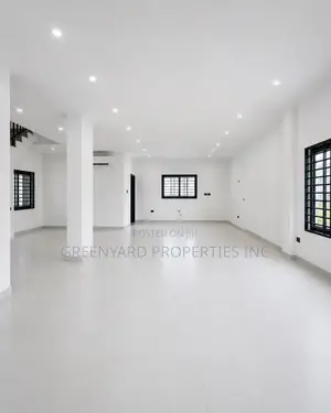 5bdrm House in American House, East Legon for rent