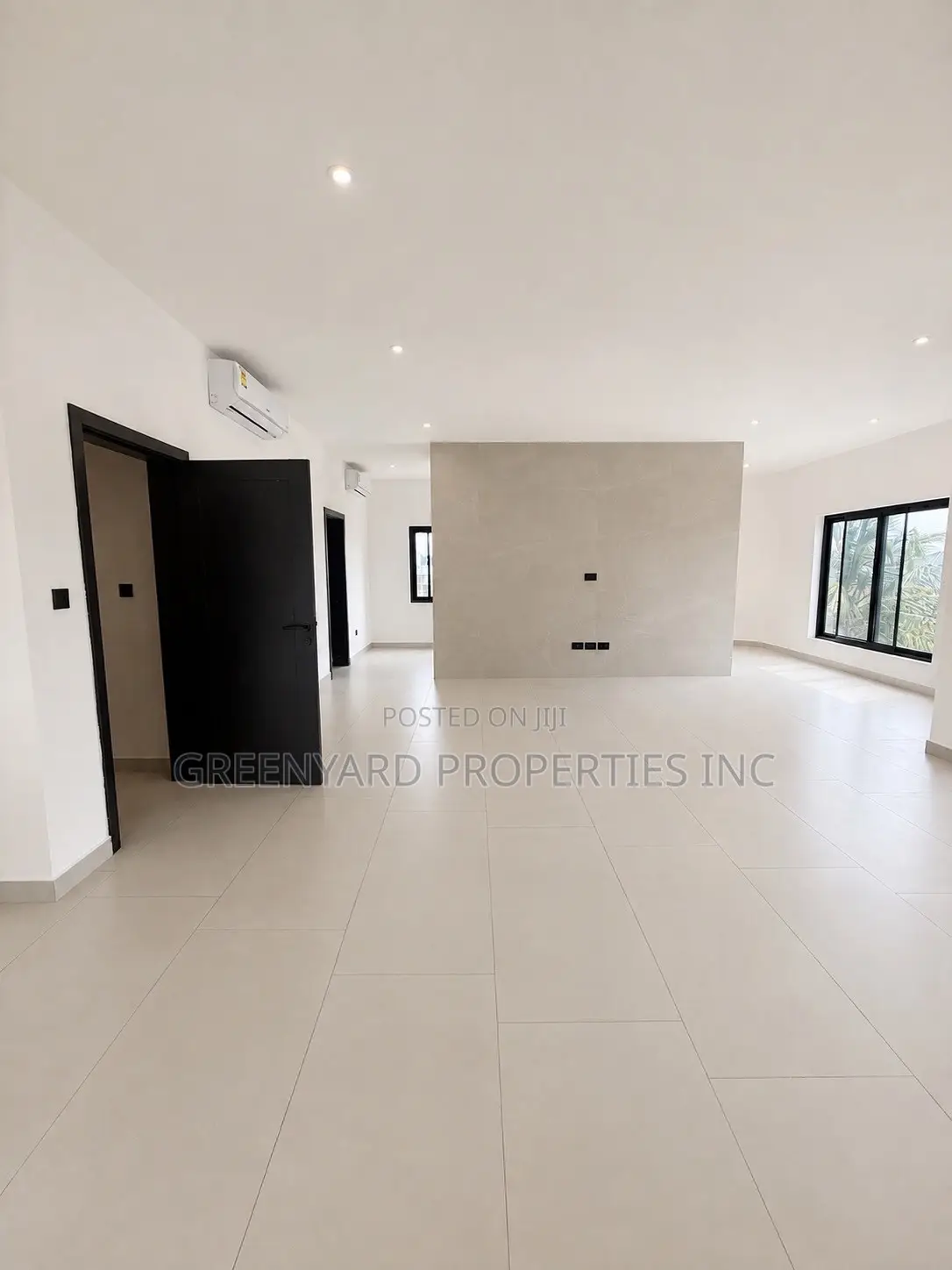 5bdrm House in American House, East Legon for rent